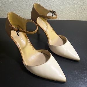 Coach Selina heels pumps tan chalk cream tan camel USA 7.5